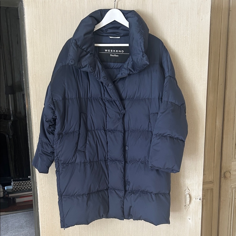 Weekend Max Mara Navy Blue Puffer Jacket